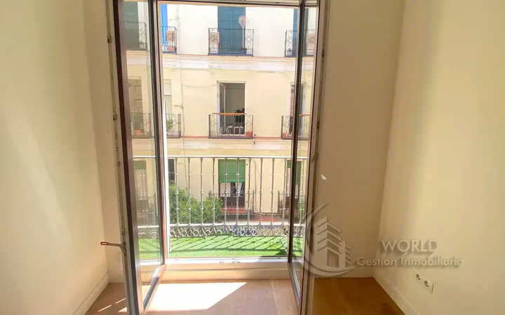 Piso en  Calle de Pelayo - Foto 2
