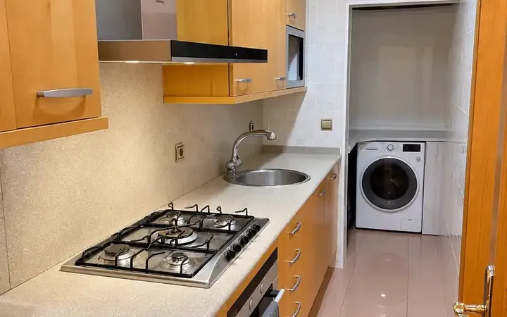 Piso en  Carrer de Violant d'Hongria Reina d'Aragó 83 - Foto 4