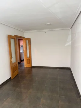 Alquiler de piso en Numancia - Foto 5