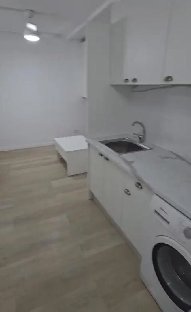 Piso en  Carrer dels Argensola 13 - Foto 2