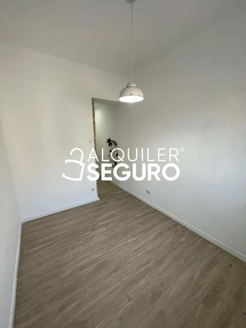 Piso en Calle de Navas del Rey, Puerta del Ángel - Foto 2