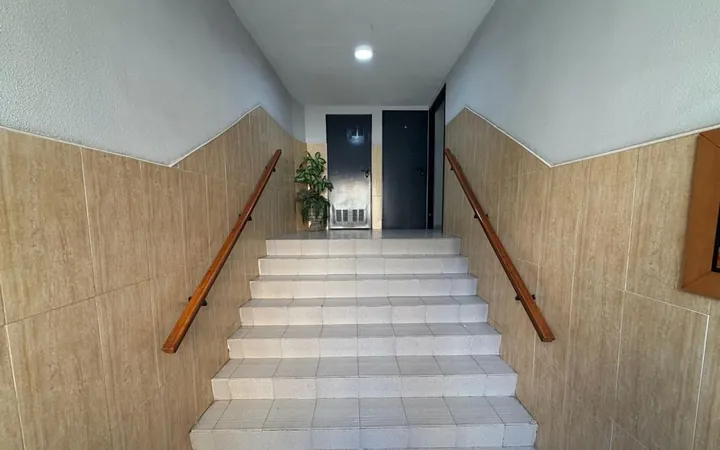 Piso en Portazgo - Foto 2