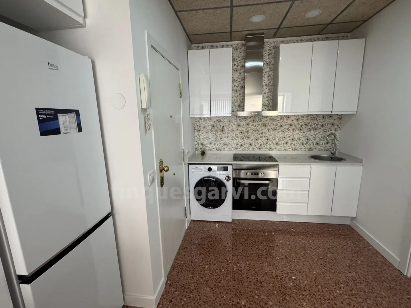Estudio en Travesía de les Corts, La Maternitat i Sant Ramon - Foto 2