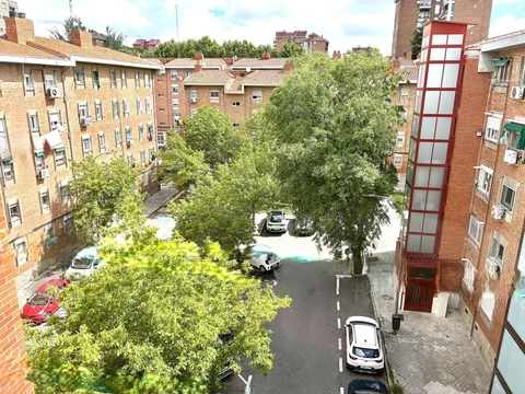 Piso en Calle de la Encomienda de Palacios - Foto 3