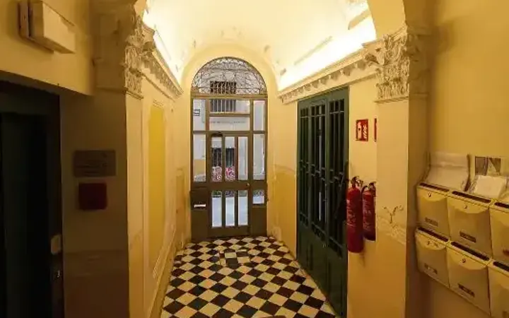 Piso en  Carrer de Ferran 8 - Foto 9