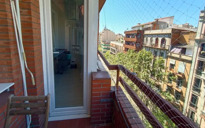 Piso en El Camp de l'Arpa del Clot - Foto 3
