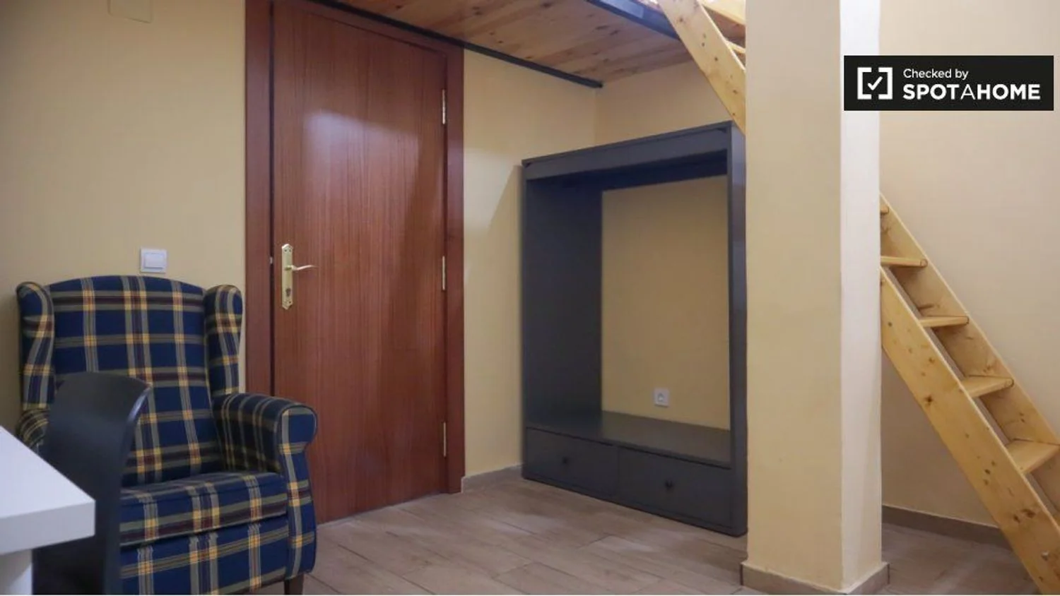 Estudio en Calle de Troya, Canillejas - Foto 4
