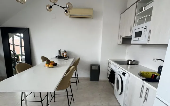 Estudio en Calle de Nanclares de Oca, 1, Rejas - Foto 1