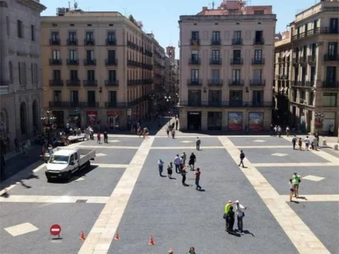 Apartamento en  Carrer de la Llibreteria 4 - Foto 2