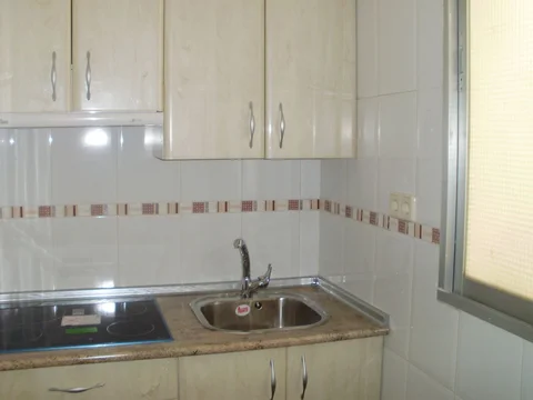 Piso en calle Daganzo, 16 - Foto 3