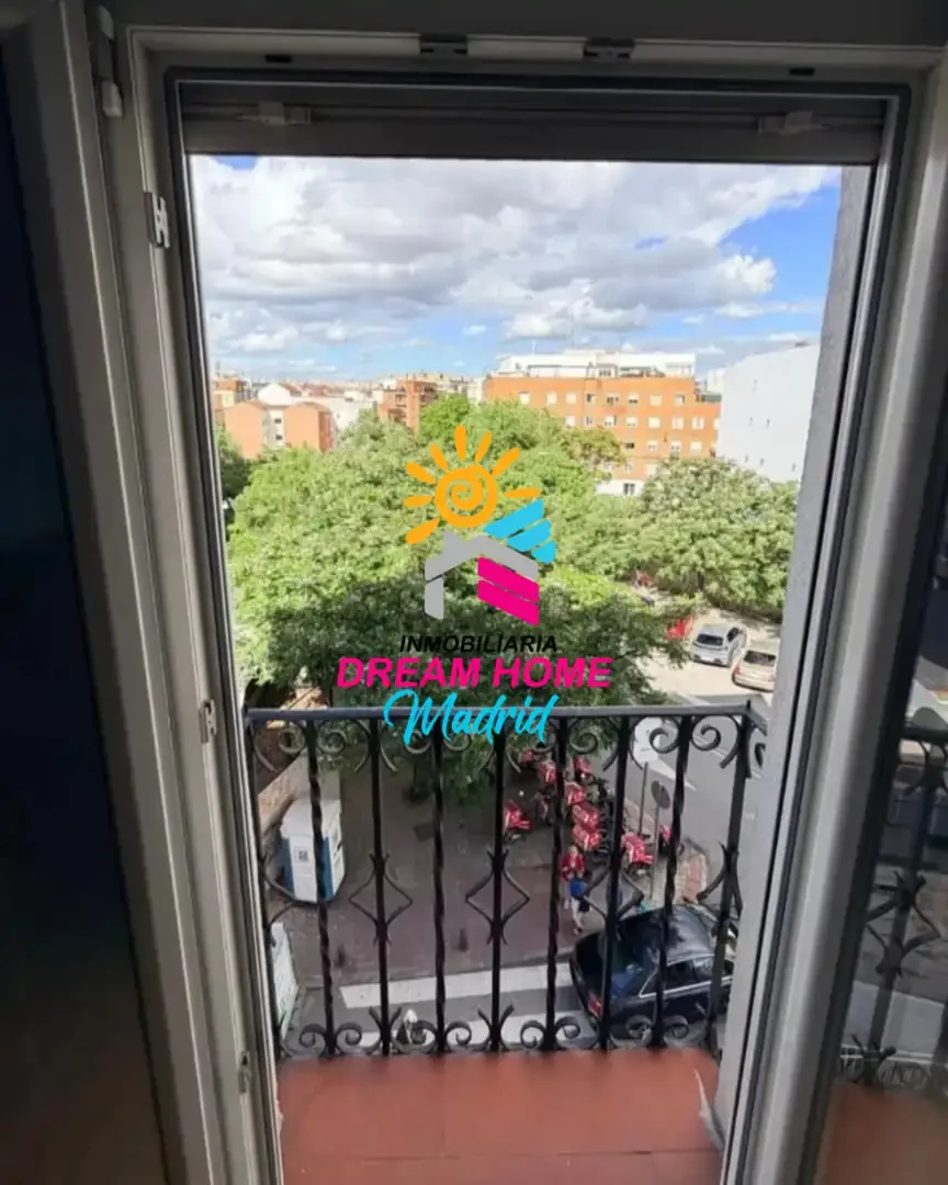 Piso en  Calle Hermanos del Moral - Foto 10