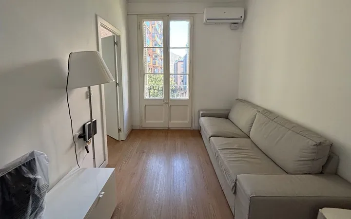 Piso en Calle d'Olzinelles, La Bordeta - Foto 1