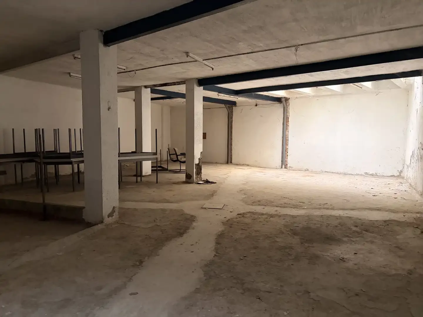 Local comercial en  Calle Velilla 4 - Foto 11