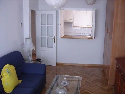 Piso en calle de Julián Camarillo, 59 - Foto 5