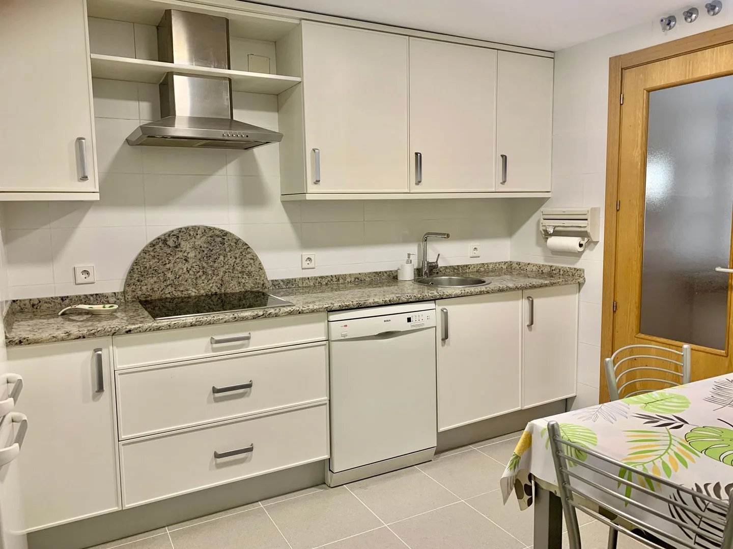 Piso en calle de Diego Hurtado de Mendoza, 16 - Foto 4