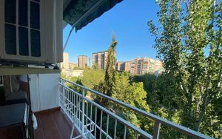 Piso en Plaza Esquivias - Foto 6