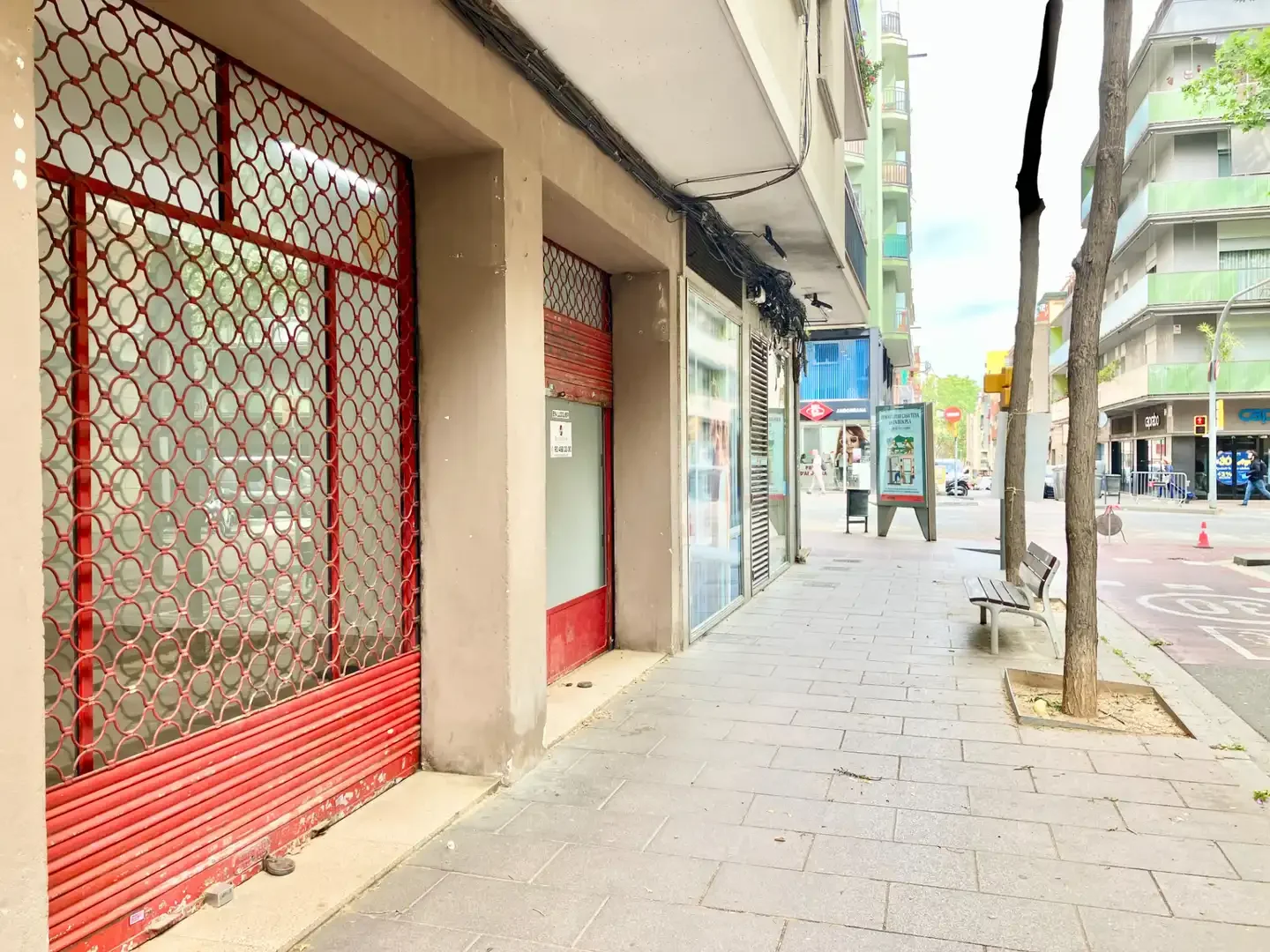 Local comercial en  Passeig de Fabra i Puig 157 - Foto 2