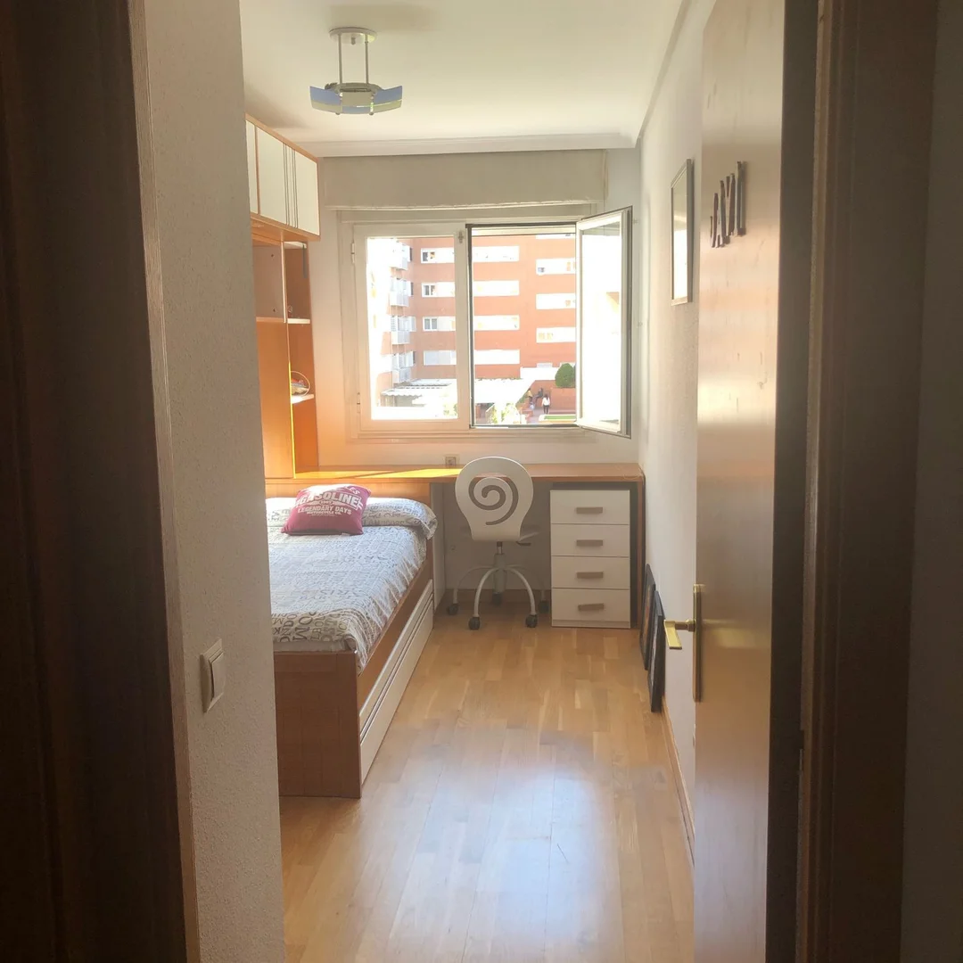 Piso en avenida de Santo Domingo de la Calzada, 17 - Foto 9