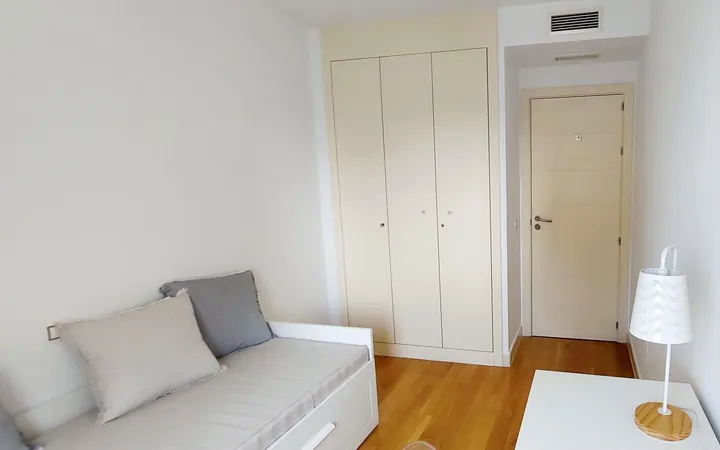 Piso en Calle de Rafael Bergamín, 5, San Juan Bautista - Foto 2