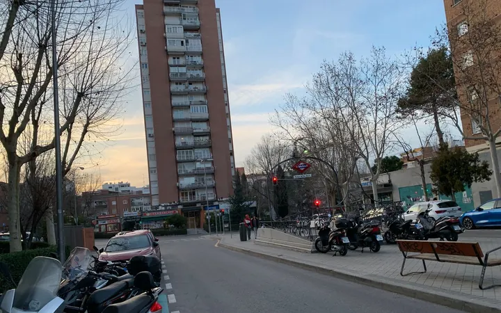 Piso en Pinar del Rey - Foto 11