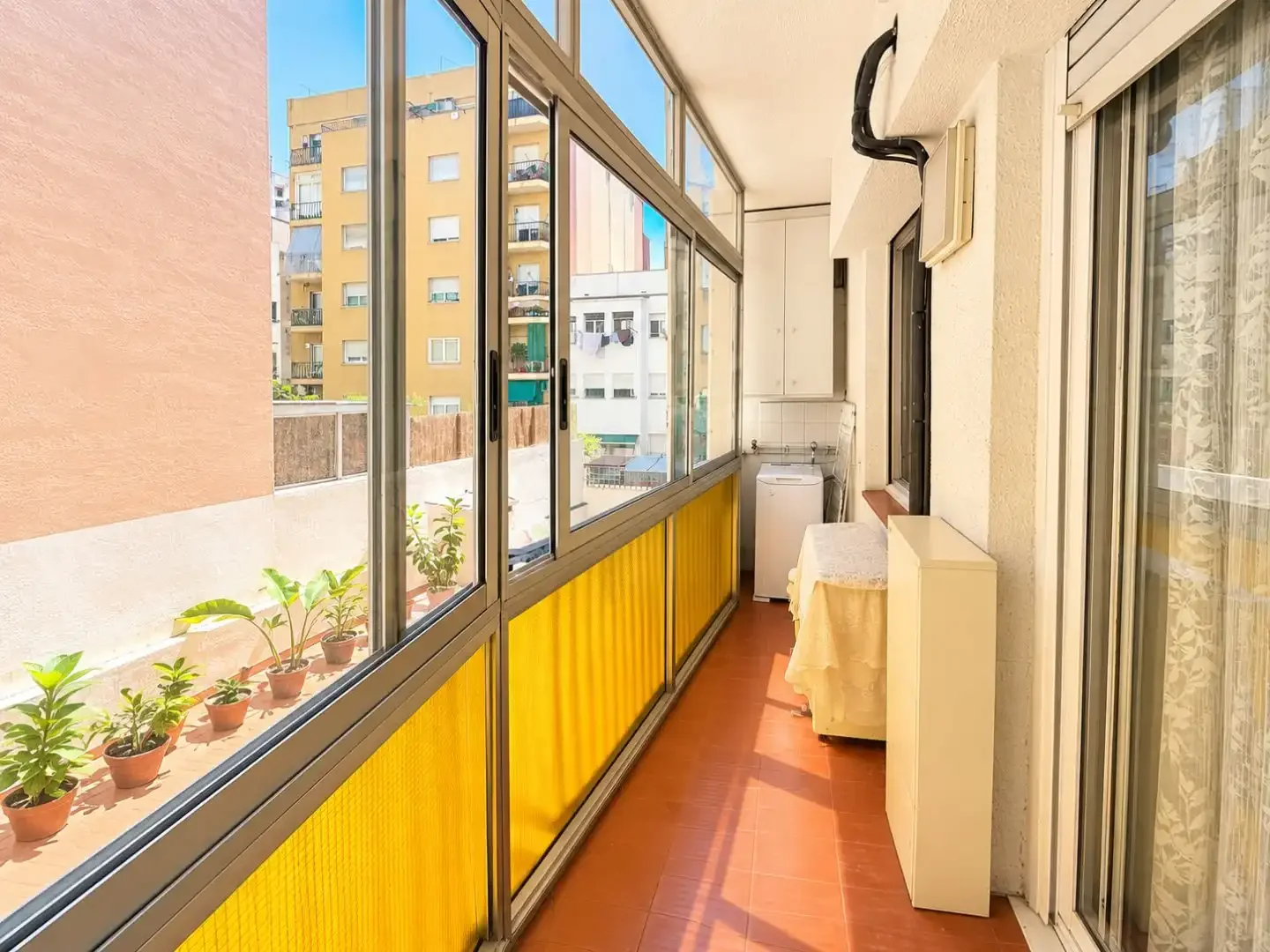 Piso en  Carrer de la Marina 366 - Foto 14