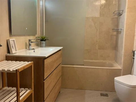 Piso en  Calle de Federico Moreno Torroba 1 - Foto 5