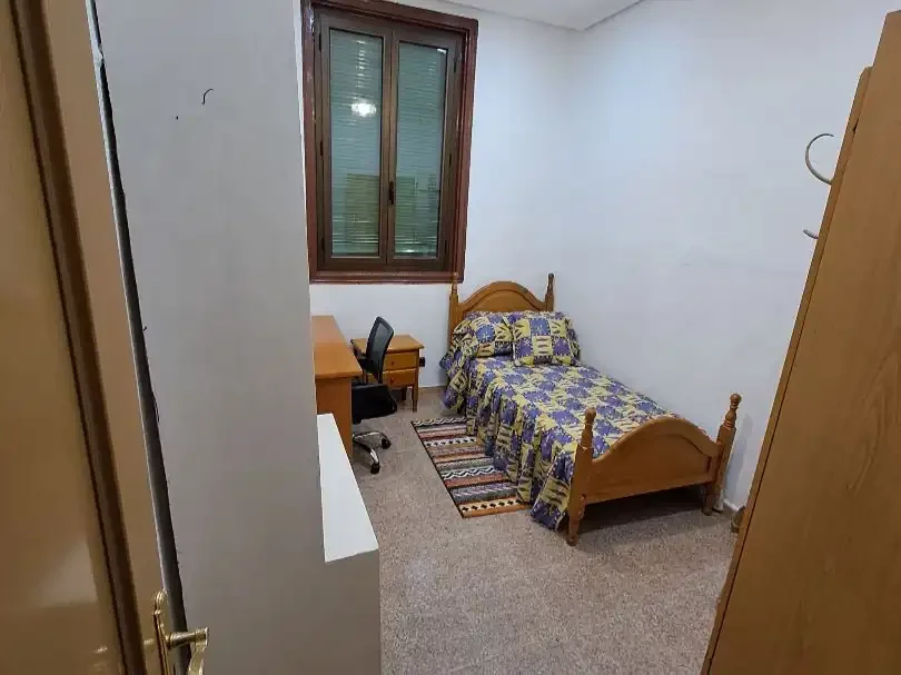 Piso en  Calle de Núñez de Arce 13 - Foto 4
