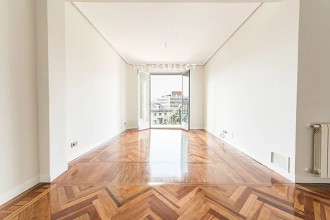 Piso en calle de Padilla - Foto 2