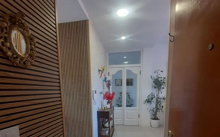 Piso en Calle de Valdesangil, 67, Valdezarza - Foto 1