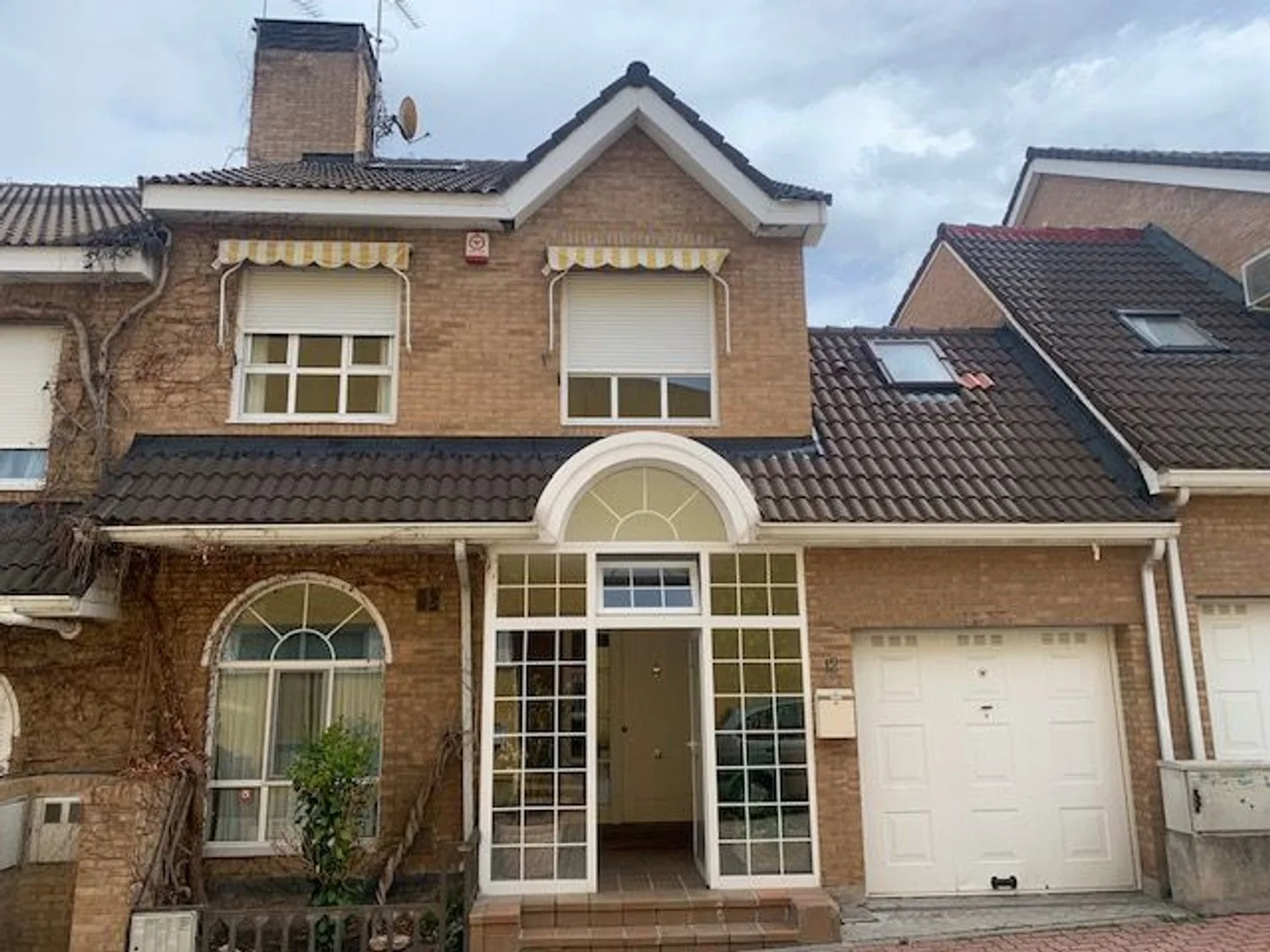 Chalet adosado en calle del Arquitecto Rafael Leoz, 12 - Foto 1