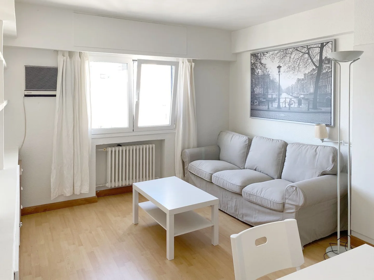 Estudio en plaza san juan de la cruz, 7 - Foto 2