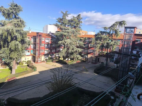 Piso en Calle Hermanos de Pablo, 42 - Foto 1