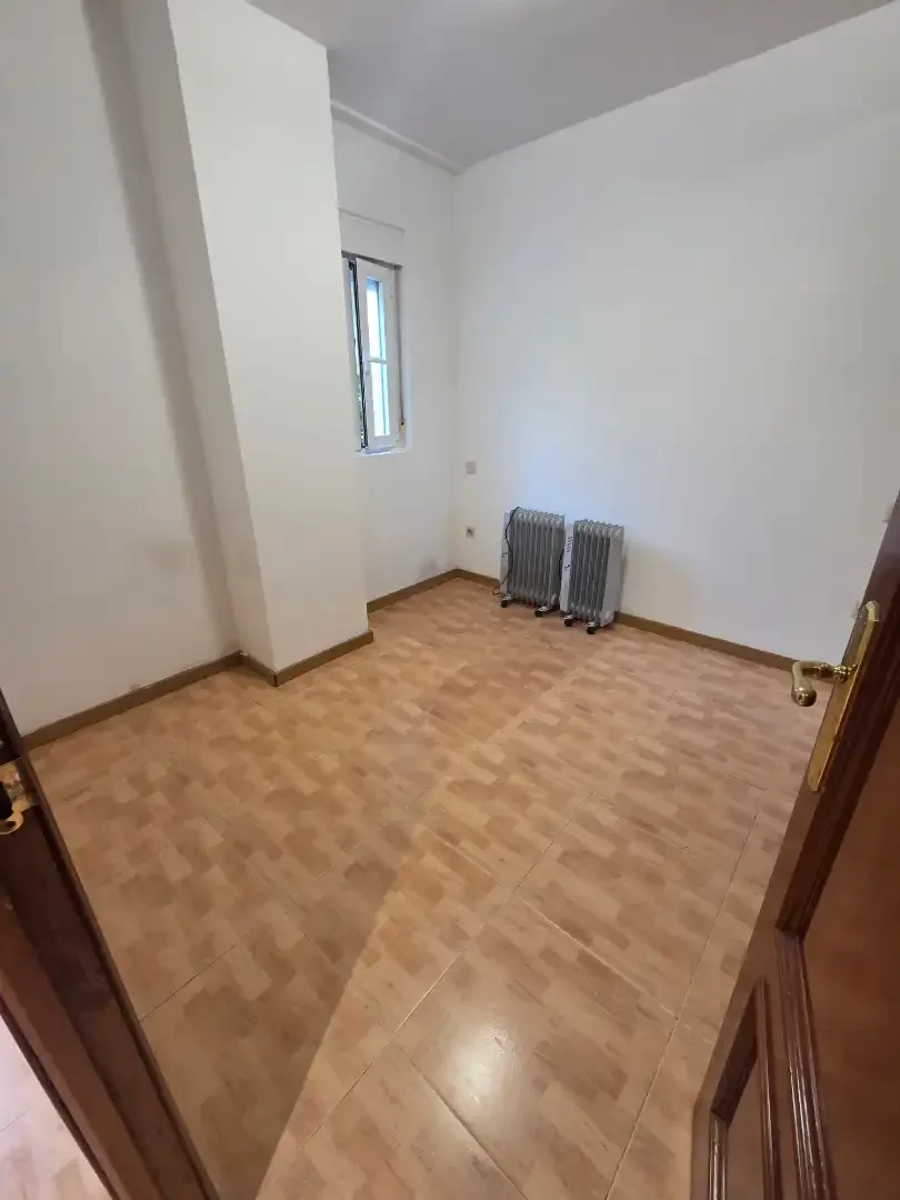 Piso en  Calle del Parque Eugenia de Montijo - Foto 5