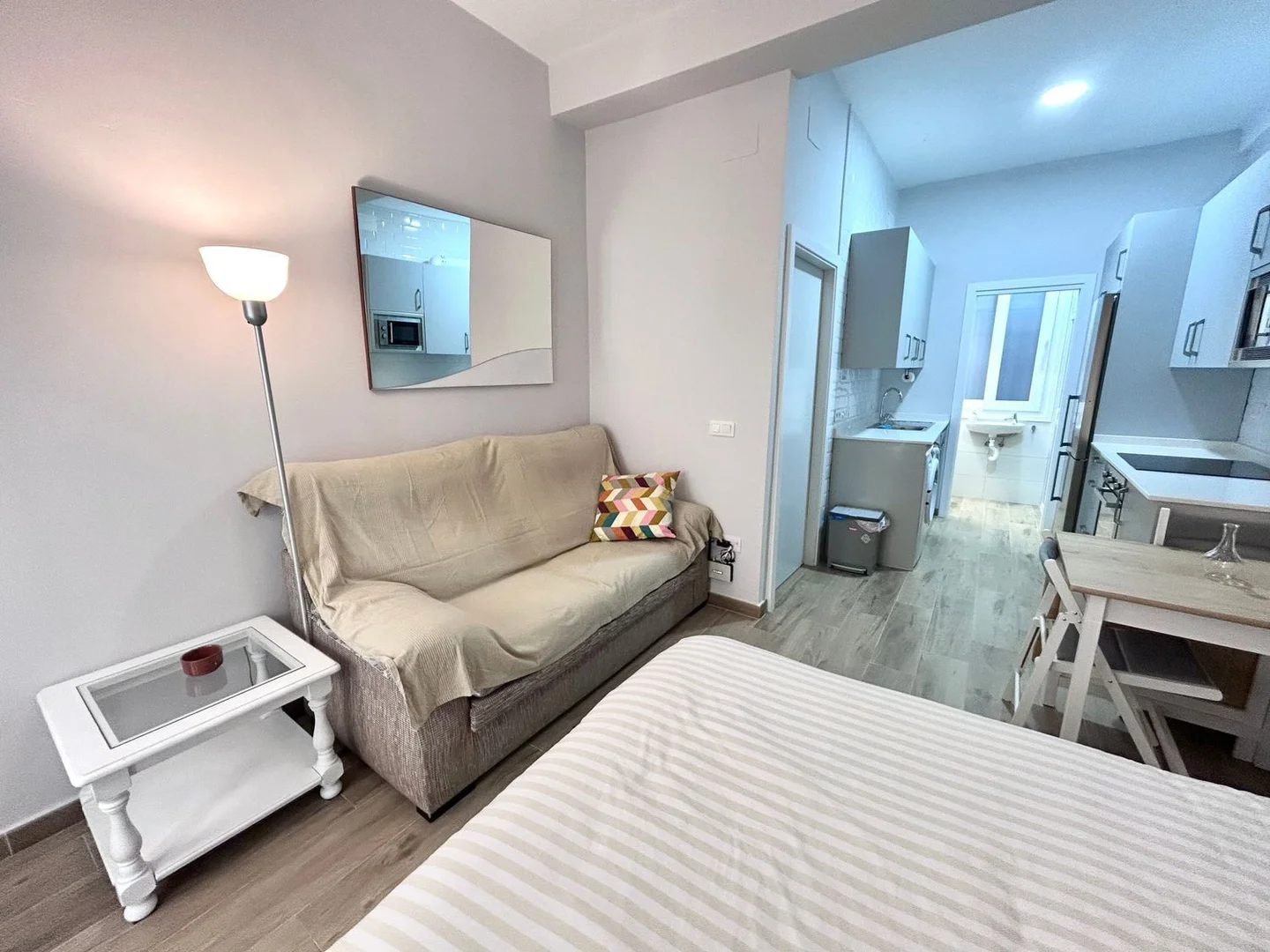 Estudio en Barrio Ramón de Carranza - Madre Rafols - Foto 6