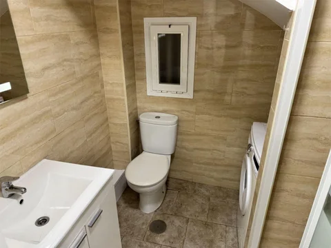 Piso en  Calle de José Arcones Gil 82 - Foto 8