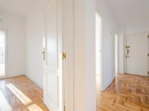 Piso en  Calle de María Ignacia 16 - Foto 8