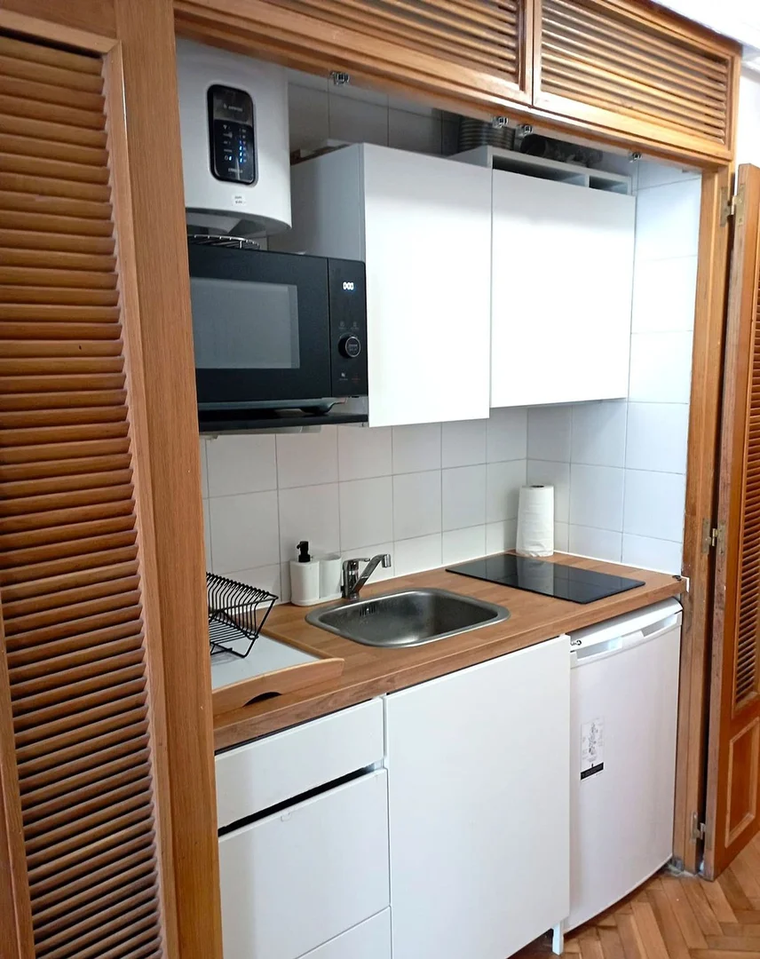 Estudio en calle de Alberto Aguilera, 52 - Foto 8