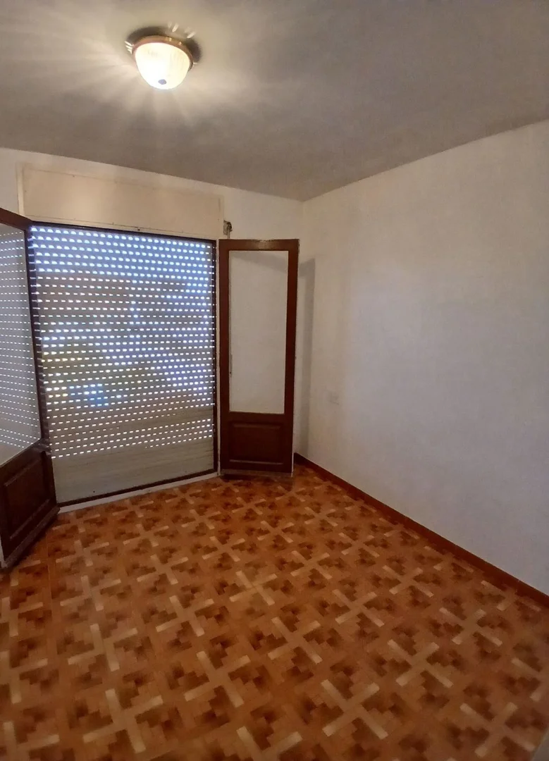 Chalet adosado en Mora d'Ebre - Foto 7