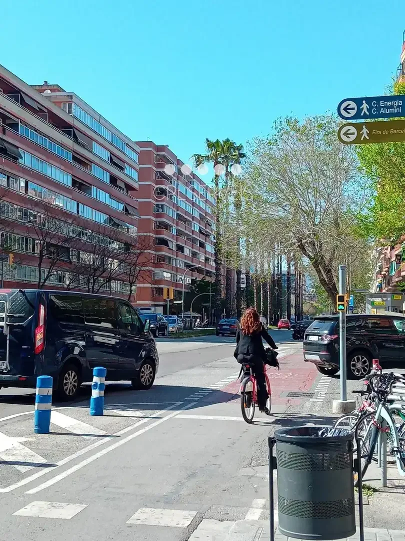 Local comercial en  Barcelona Capital - Foto 3