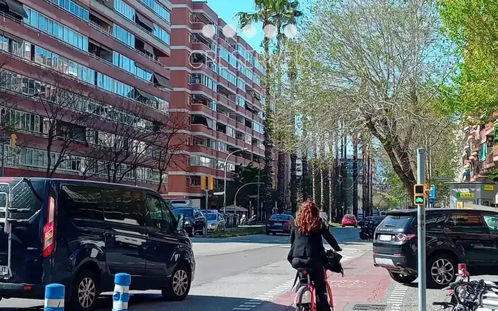 Local comercial en  Barcelona Capital - Foto 3