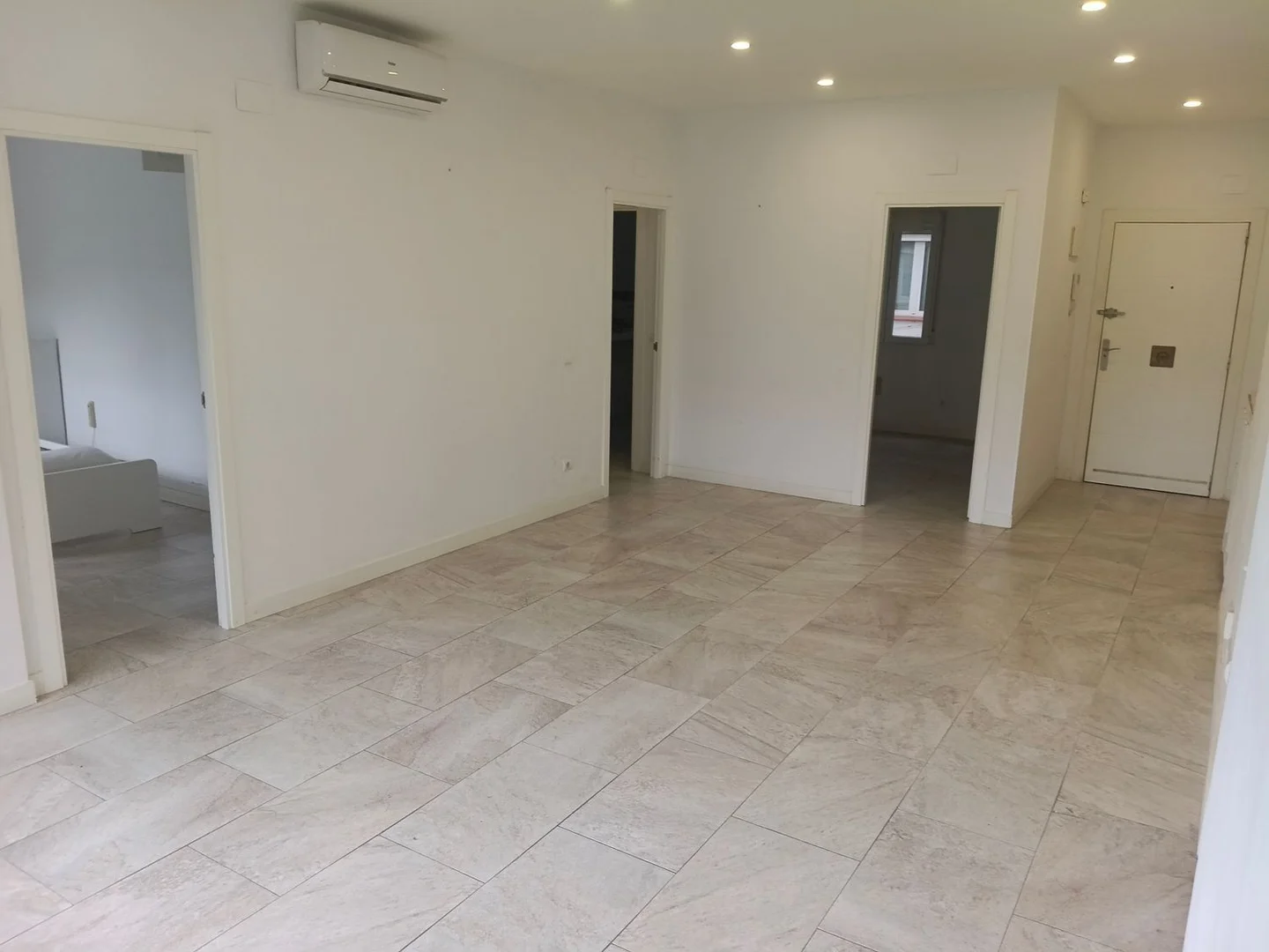 Alquiler de piso en Calle de Clara del Rey, 50 - Foto 4