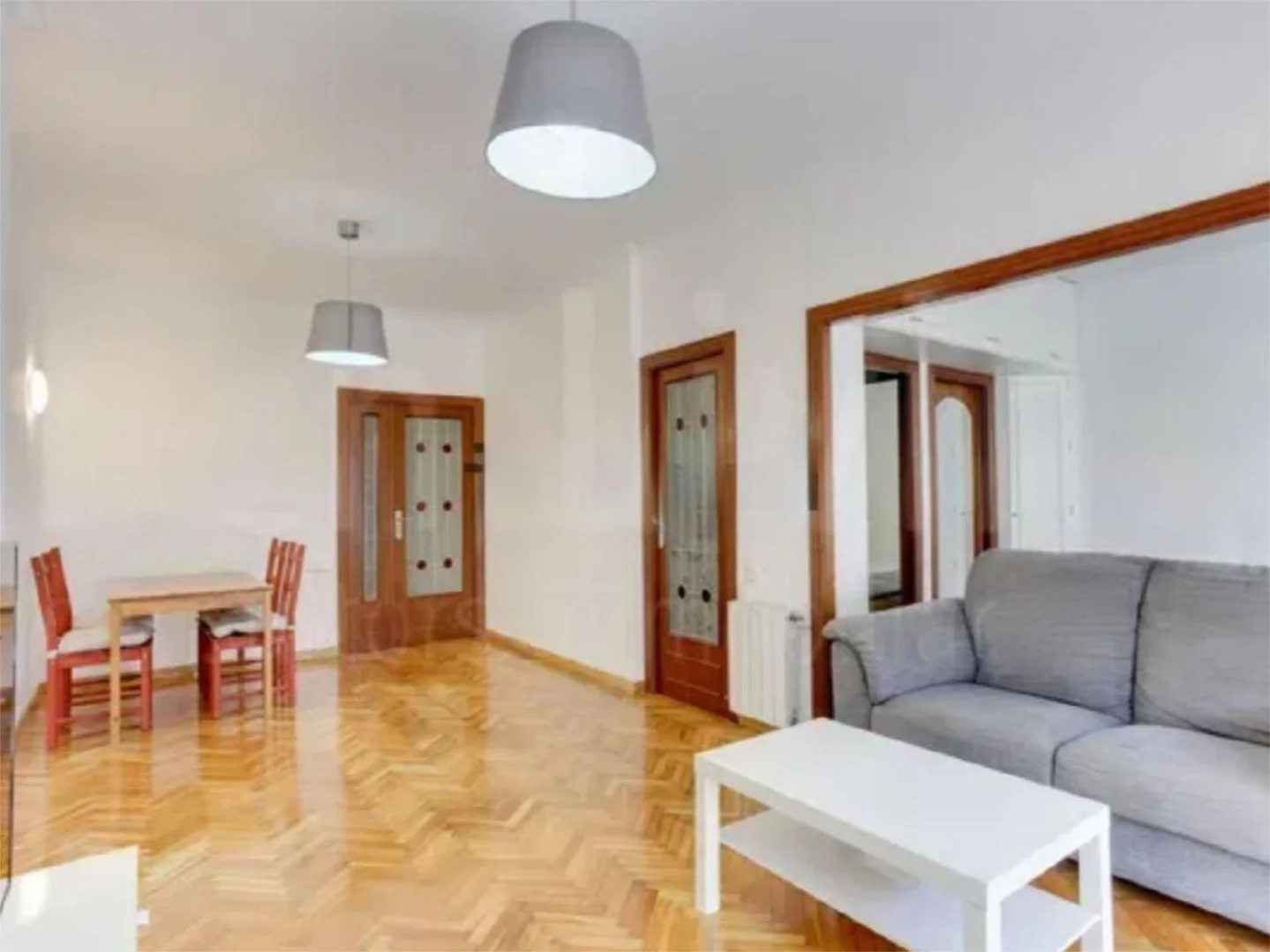 Piso en  Carrer de los Castillejos 298 - Foto 5