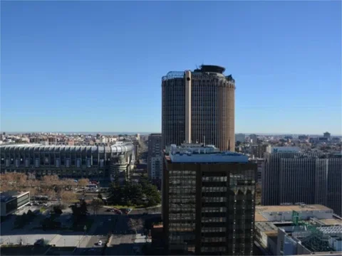 Piso en  Avenida del General Perón 32 - Foto 5