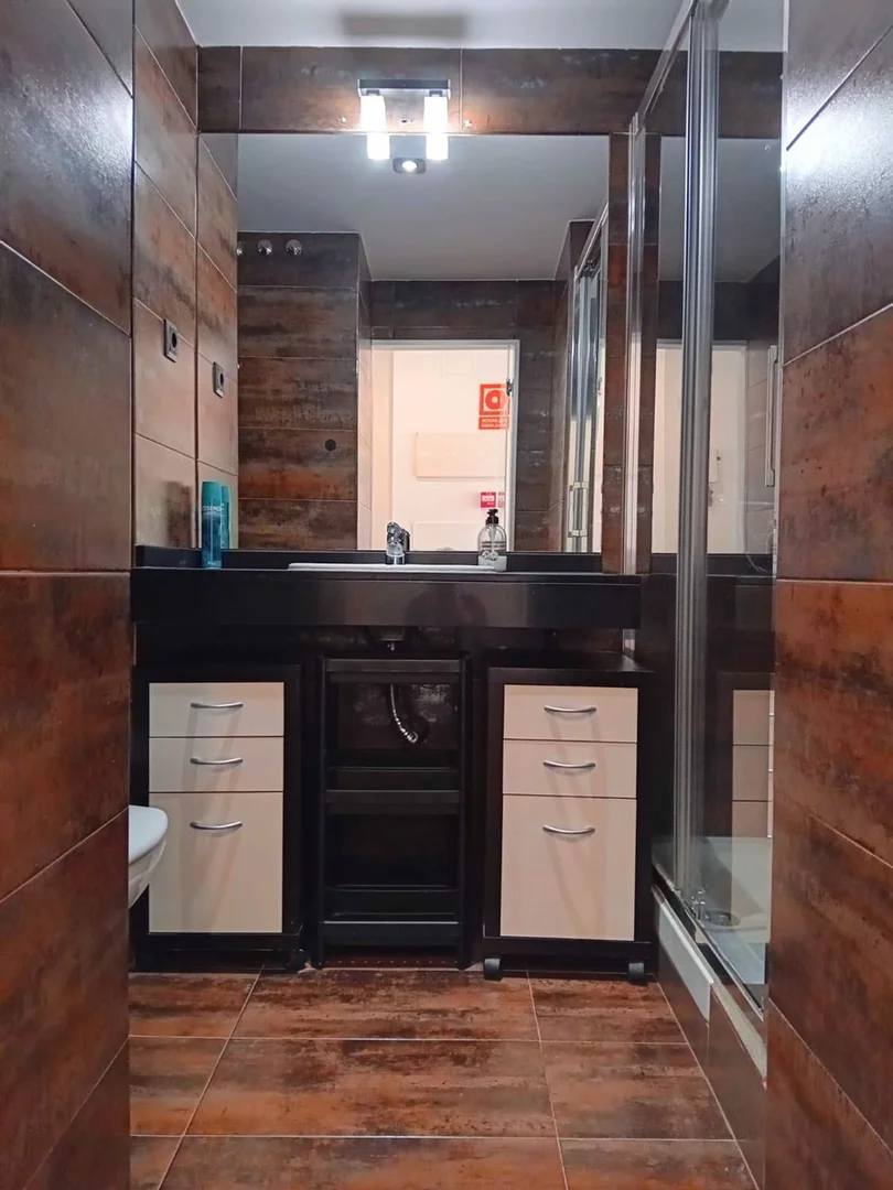 Estudio en calle de Miguel Yuste, 21 -23 - Foto 18