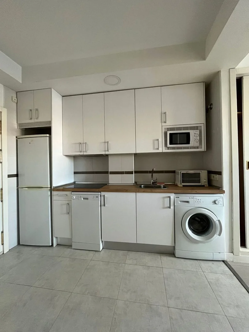 Estudio en calle de Algemesí, 26 - Foto 3