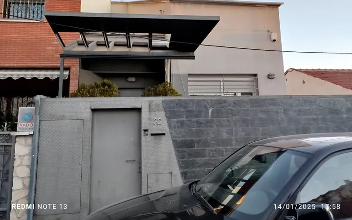 Chalet pareado en Calle del Pintor Brenes, 32, Pinar del Rey - Foto 1