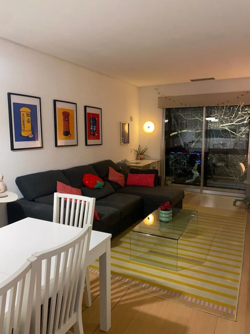 Piso en calle de Sor Ángela de la Cruz, 22 , 1º M - Foto 2