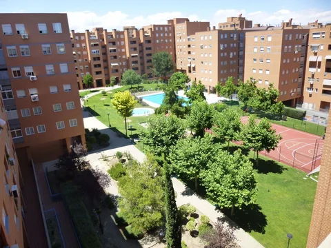 Alquiler de piso en Calle Minerva, 163 - Foto 1