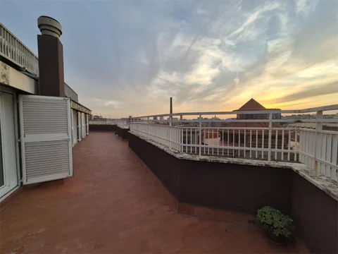 Piso en  Carrer de Còrsega 170 - Foto 1