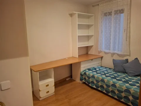 Piso en  Calle de Bocángel 25 - Foto 9